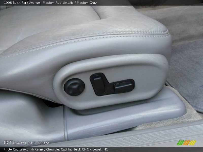 Medium Red Metallic / Medium Gray 1998 Buick Park Avenue