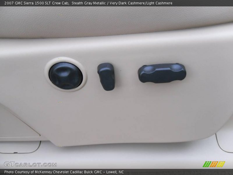 Stealth Gray Metallic / Very Dark Cashmere/Light Cashmere 2007 GMC Sierra 1500 SLT Crew Cab
