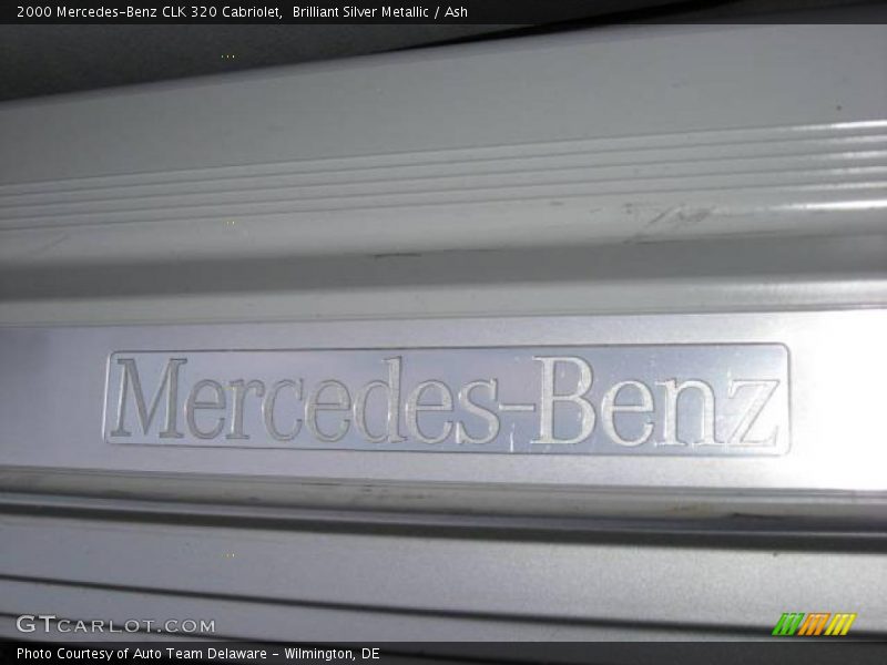 Brilliant Silver Metallic / Ash 2000 Mercedes-Benz CLK 320 Cabriolet