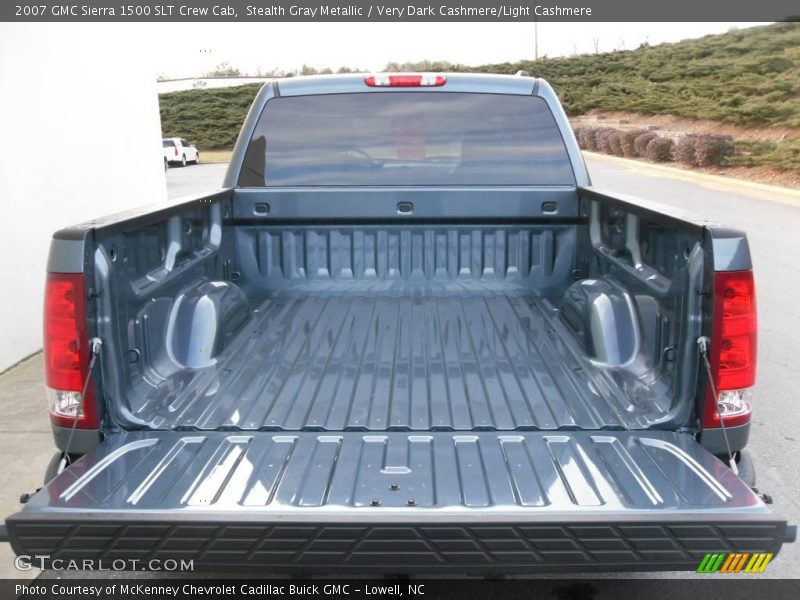 Stealth Gray Metallic / Very Dark Cashmere/Light Cashmere 2007 GMC Sierra 1500 SLT Crew Cab