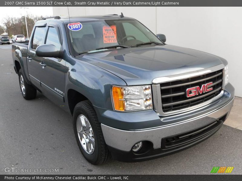 Stealth Gray Metallic / Very Dark Cashmere/Light Cashmere 2007 GMC Sierra 1500 SLT Crew Cab