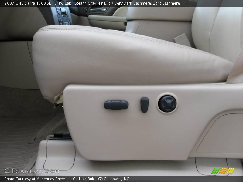 Stealth Gray Metallic / Very Dark Cashmere/Light Cashmere 2007 GMC Sierra 1500 SLT Crew Cab