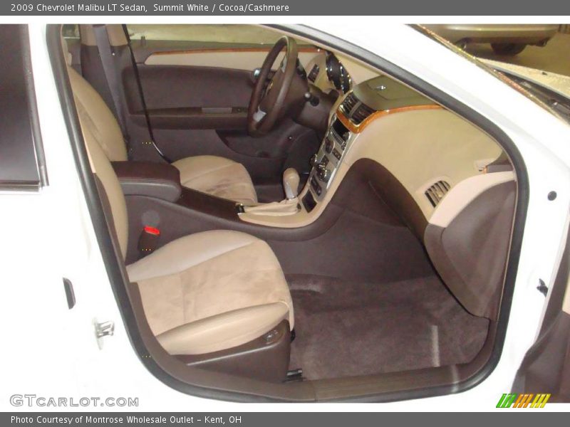 Summit White / Cocoa/Cashmere 2009 Chevrolet Malibu LT Sedan