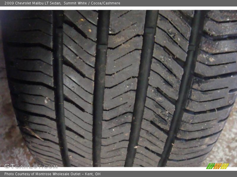 Summit White / Cocoa/Cashmere 2009 Chevrolet Malibu LT Sedan