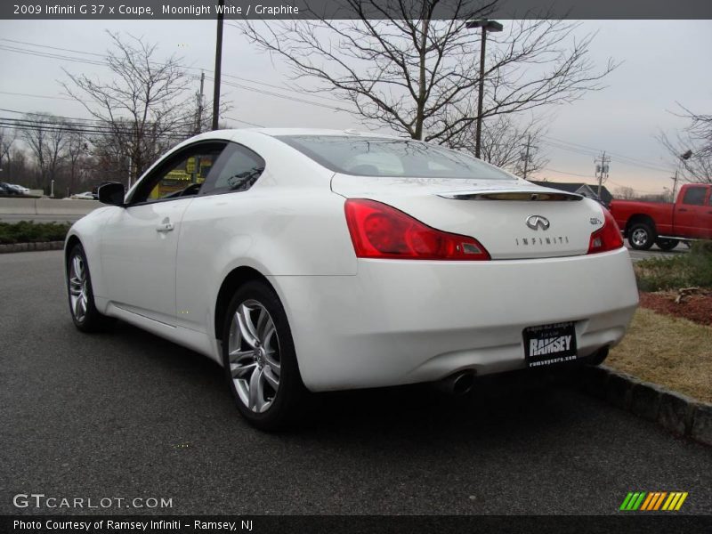 Moonlight White / Graphite 2009 Infiniti G 37 x Coupe