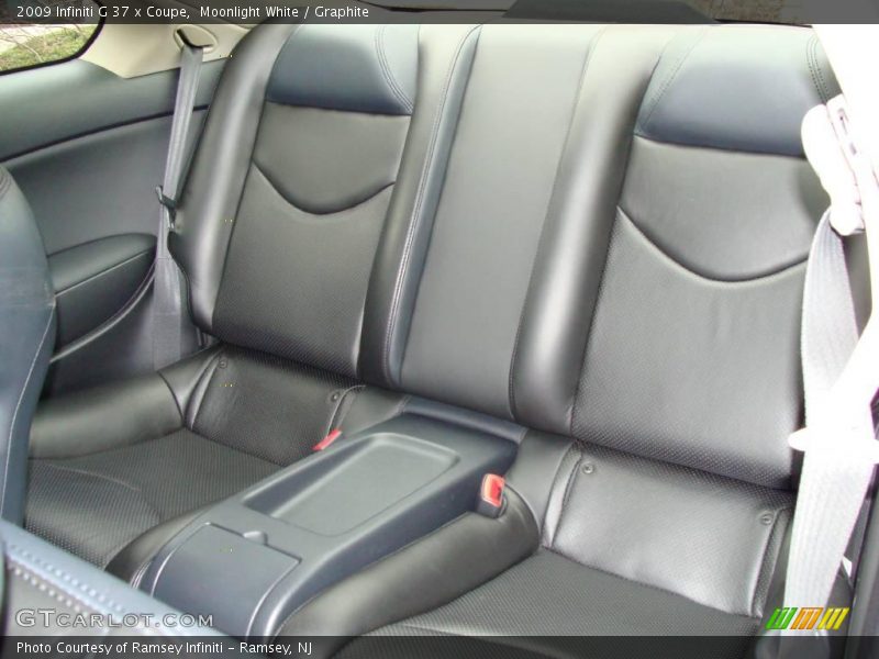 Moonlight White / Graphite 2009 Infiniti G 37 x Coupe