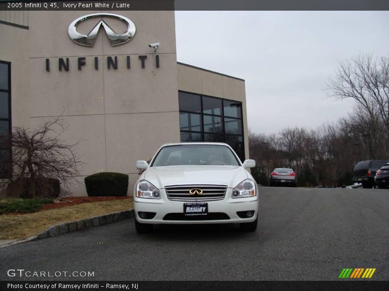 Ivory Pearl White / Latte 2005 Infiniti Q 45