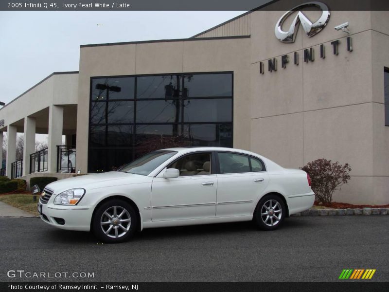 Ivory Pearl White / Latte 2005 Infiniti Q 45