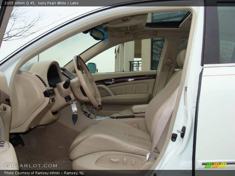 Ivory Pearl White / Latte 2005 Infiniti Q 45