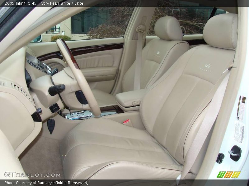Ivory Pearl White / Latte 2005 Infiniti Q 45