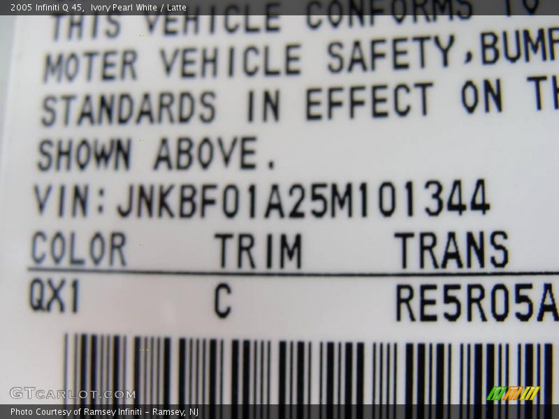 Ivory Pearl White / Latte 2005 Infiniti Q 45