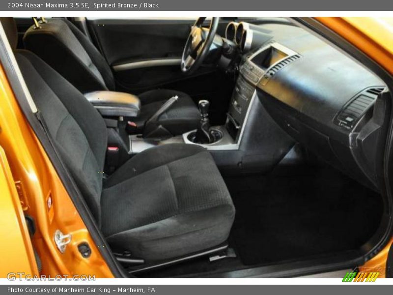 Spirited Bronze / Black 2004 Nissan Maxima 3.5 SE