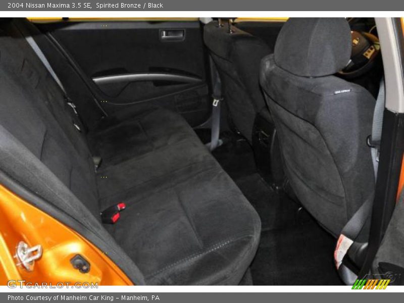 Spirited Bronze / Black 2004 Nissan Maxima 3.5 SE