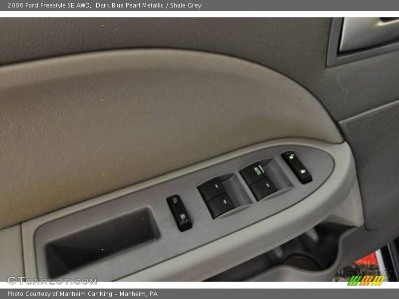 Dark Blue Pearl Metallic / Shale Grey 2006 Ford Freestyle SE AWD