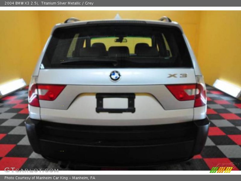 Titanium Silver Metallic / Grey 2004 BMW X3 2.5i
