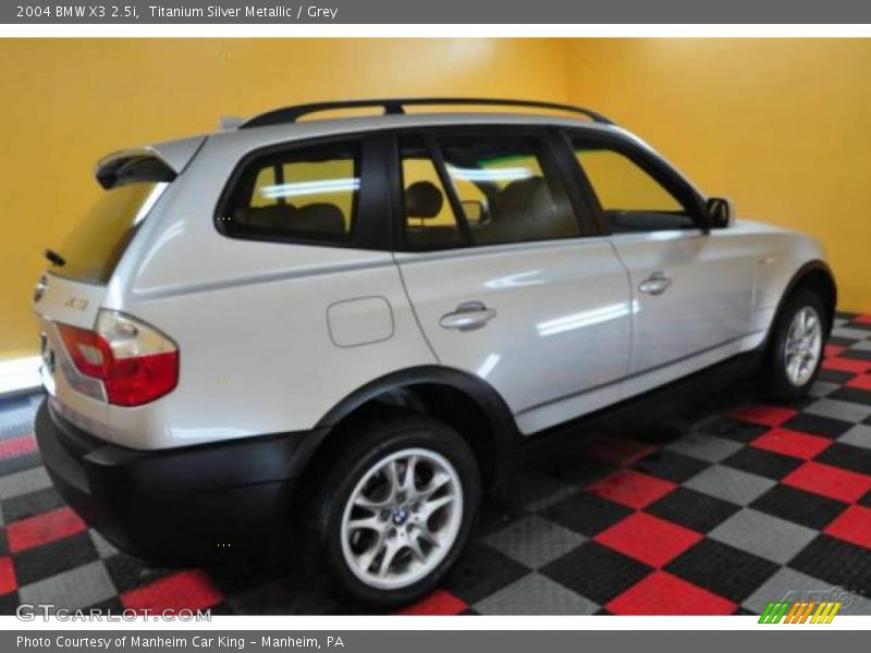 Titanium Silver Metallic / Grey 2004 BMW X3 2.5i