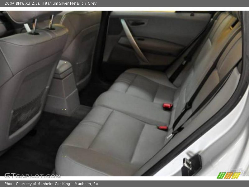 Titanium Silver Metallic / Grey 2004 BMW X3 2.5i
