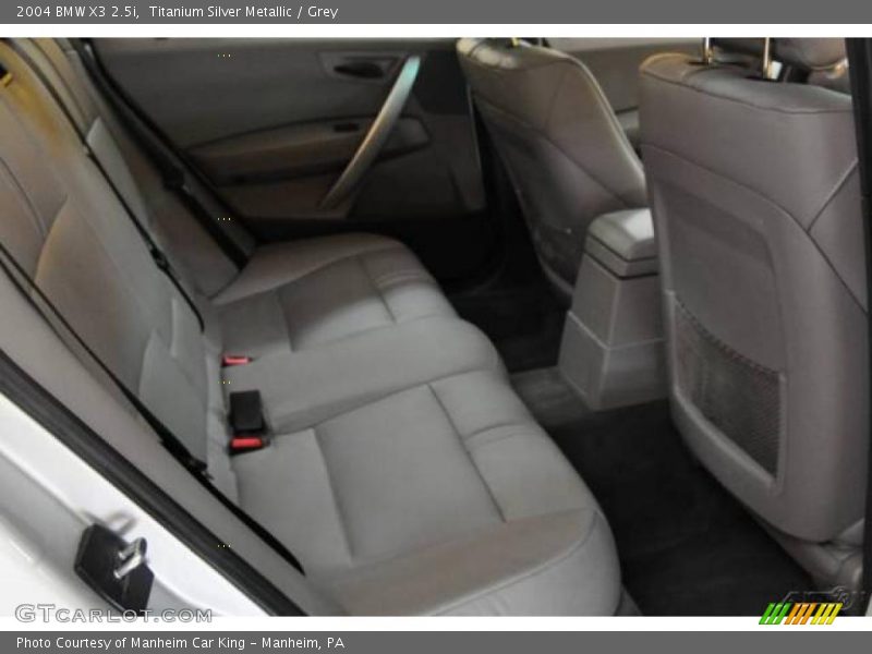 Titanium Silver Metallic / Grey 2004 BMW X3 2.5i