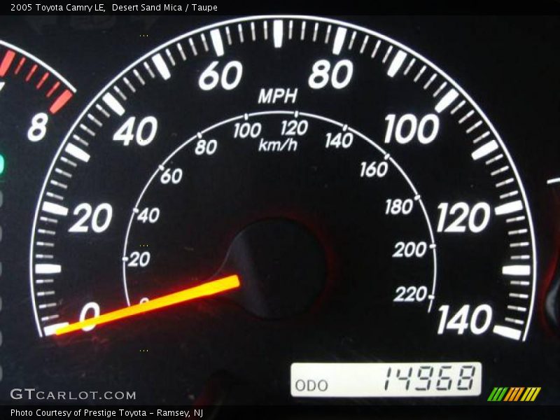 Desert Sand Mica / Taupe 2005 Toyota Camry LE