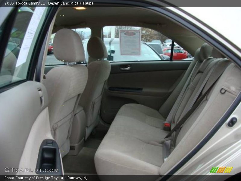 Desert Sand Mica / Taupe 2005 Toyota Camry LE