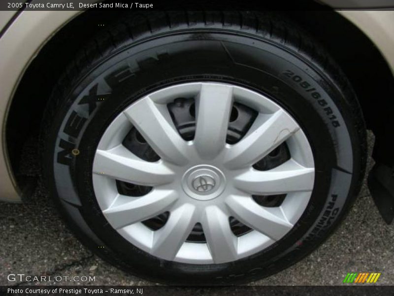 Desert Sand Mica / Taupe 2005 Toyota Camry LE