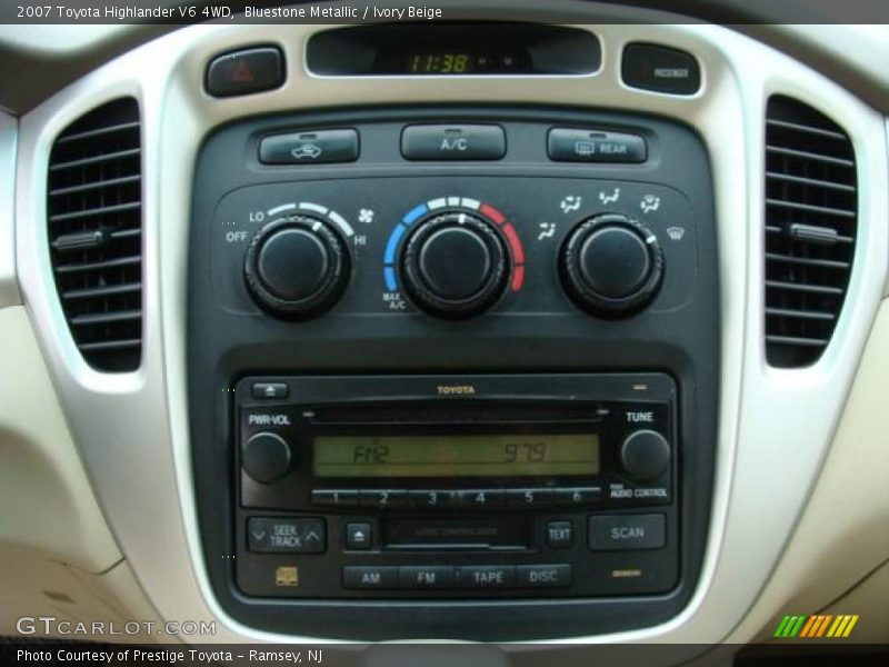 Bluestone Metallic / Ivory Beige 2007 Toyota Highlander V6 4WD