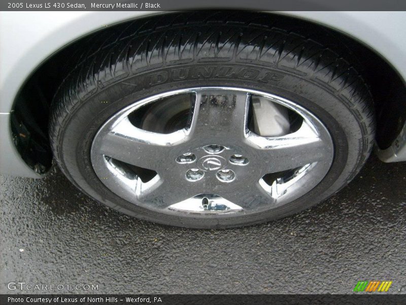Mercury Metallic / Black 2005 Lexus LS 430 Sedan