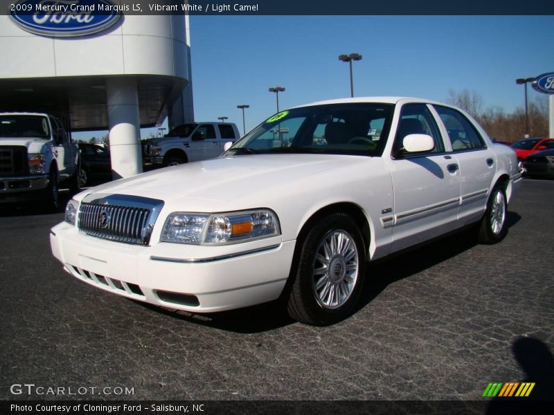 Vibrant White / Light Camel 2009 Mercury Grand Marquis LS