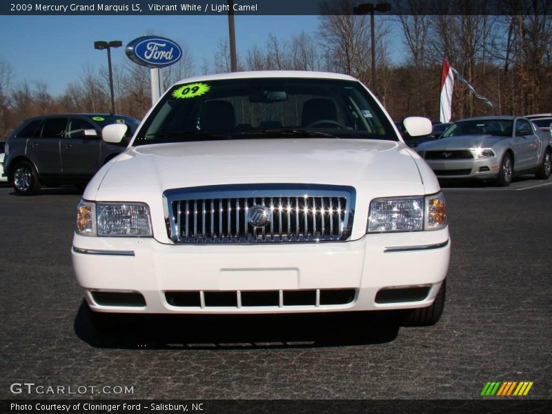 Vibrant White / Light Camel 2009 Mercury Grand Marquis LS