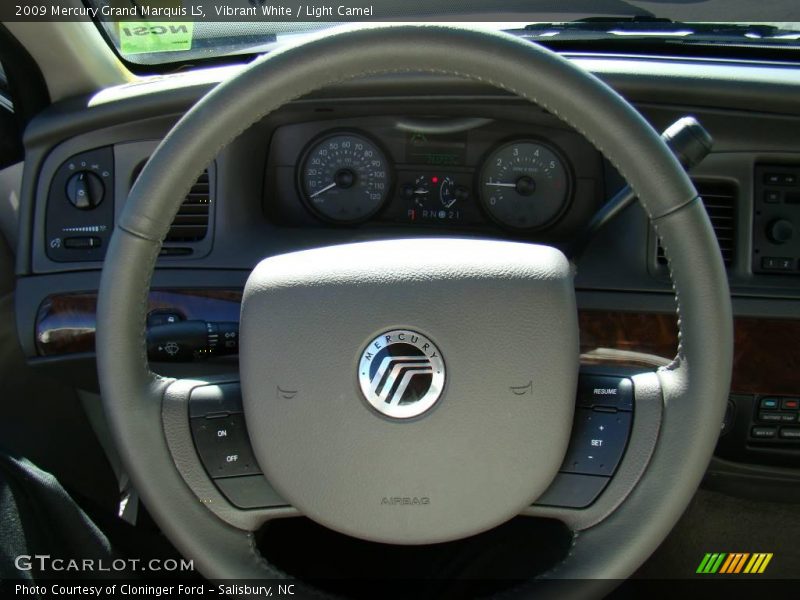 Vibrant White / Light Camel 2009 Mercury Grand Marquis LS