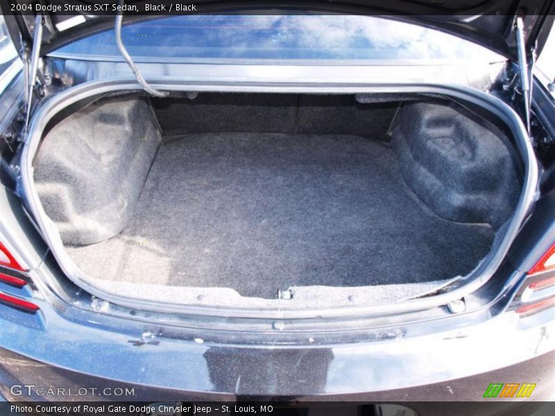Black / Black 2004 Dodge Stratus SXT Sedan