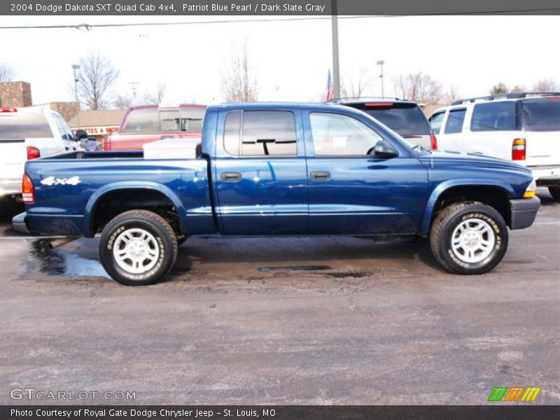 Patriot Blue Pearl / Dark Slate Gray 2004 Dodge Dakota SXT Quad Cab 4x4