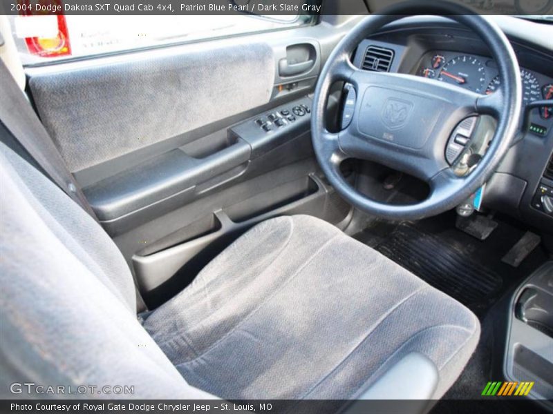 Patriot Blue Pearl / Dark Slate Gray 2004 Dodge Dakota SXT Quad Cab 4x4