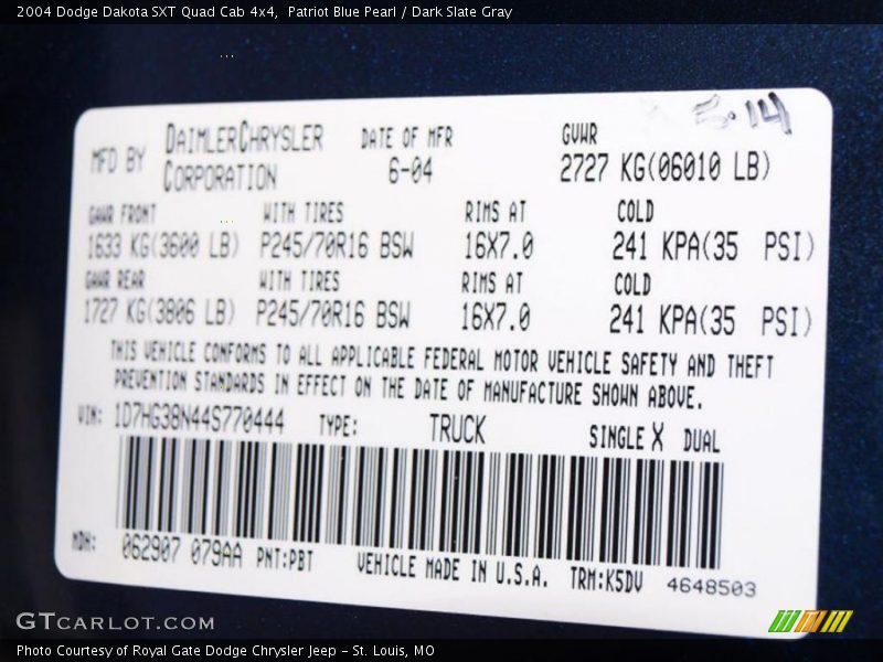 Patriot Blue Pearl / Dark Slate Gray 2004 Dodge Dakota SXT Quad Cab 4x4