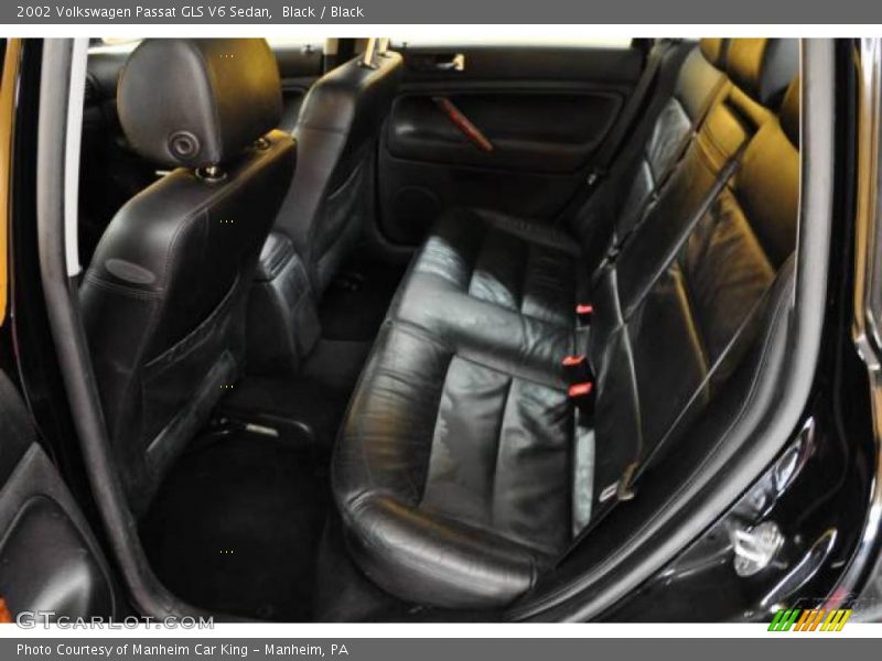 Black / Black 2002 Volkswagen Passat GLS V6 Sedan