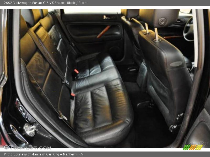 Black / Black 2002 Volkswagen Passat GLS V6 Sedan