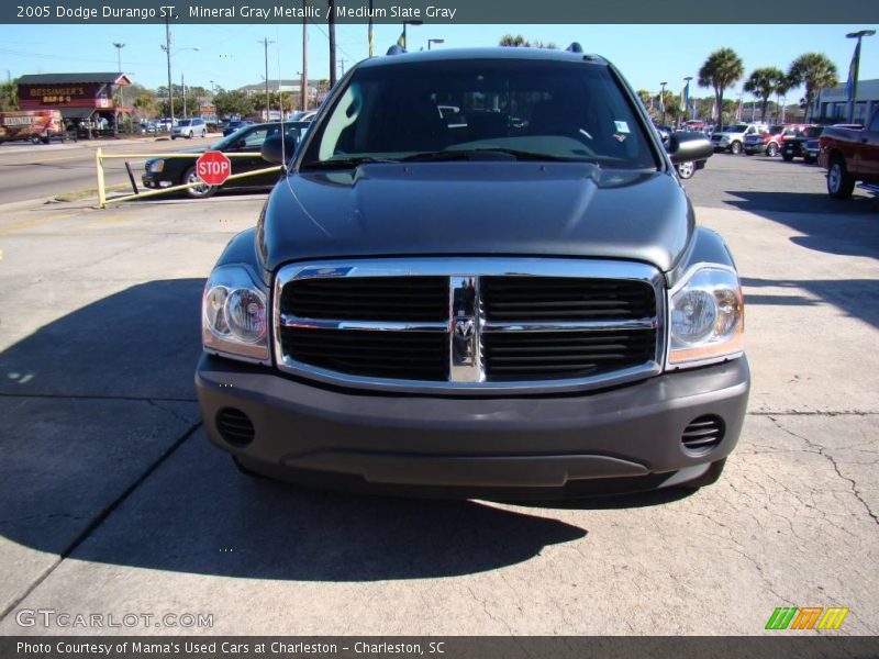 Mineral Gray Metallic / Medium Slate Gray 2005 Dodge Durango ST