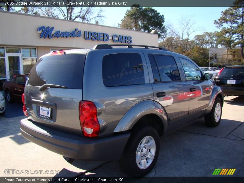 Mineral Gray Metallic / Medium Slate Gray 2005 Dodge Durango ST
