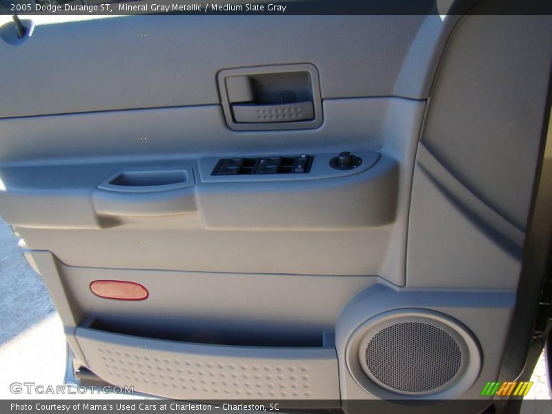 Mineral Gray Metallic / Medium Slate Gray 2005 Dodge Durango ST