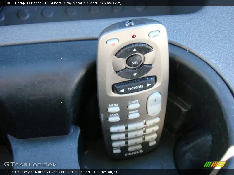Mineral Gray Metallic / Medium Slate Gray 2005 Dodge Durango ST