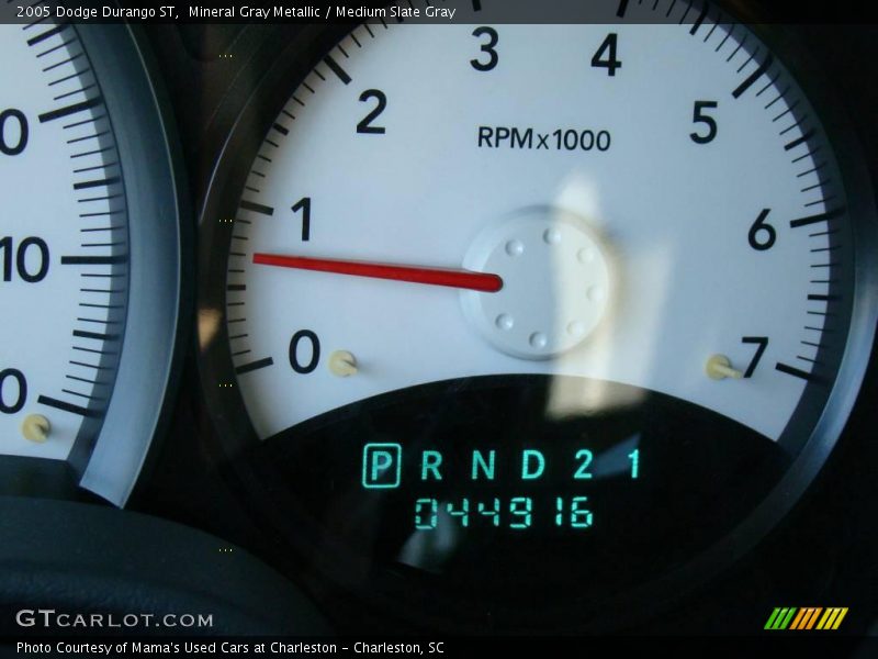 Mineral Gray Metallic / Medium Slate Gray 2005 Dodge Durango ST