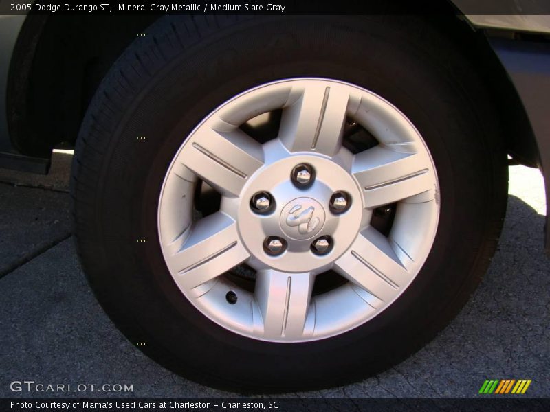 Mineral Gray Metallic / Medium Slate Gray 2005 Dodge Durango ST