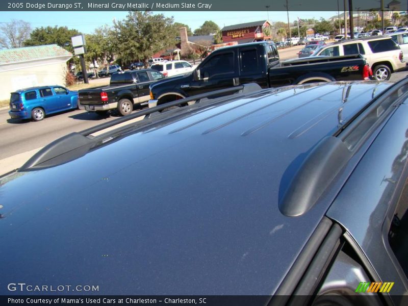 Mineral Gray Metallic / Medium Slate Gray 2005 Dodge Durango ST