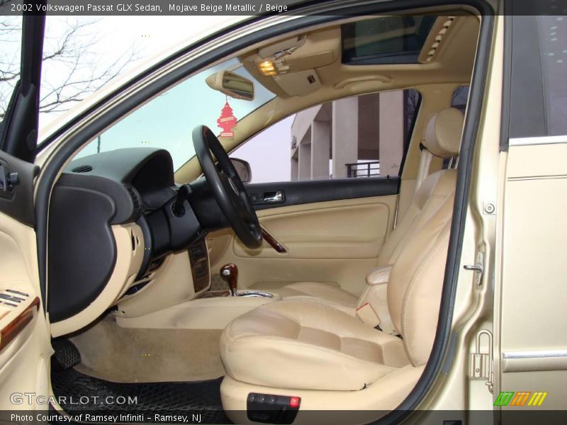 Mojave Beige Metallic / Beige 2002 Volkswagen Passat GLX Sedan