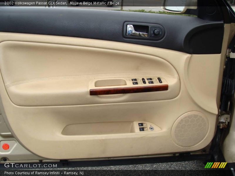 Mojave Beige Metallic / Beige 2002 Volkswagen Passat GLX Sedan