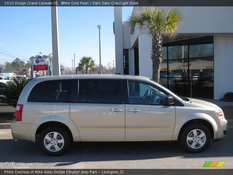 White Gold Pearl / Dark Slate Gray/Light Shale 2010 Dodge Grand Caravan SE