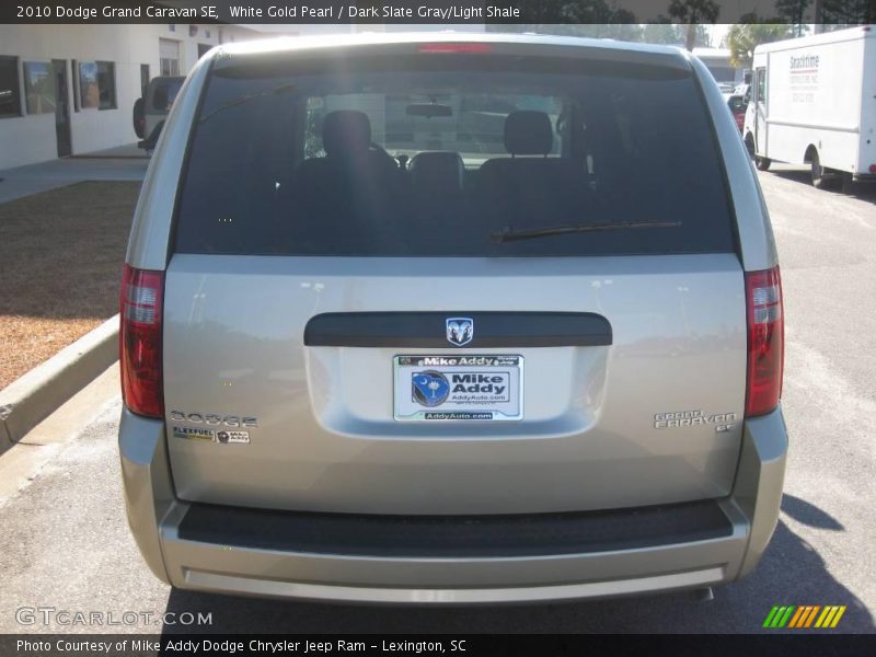 White Gold Pearl / Dark Slate Gray/Light Shale 2010 Dodge Grand Caravan SE
