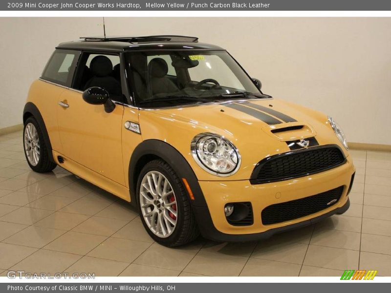 Mellow Yellow / Punch Carbon Black Leather 2009 Mini Cooper John Cooper Works Hardtop