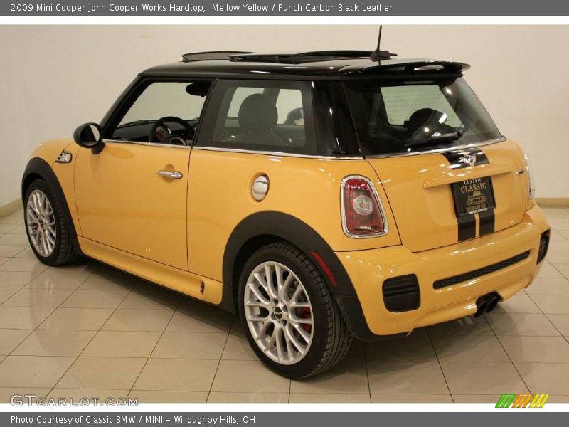 Mellow Yellow / Punch Carbon Black Leather 2009 Mini Cooper John Cooper Works Hardtop