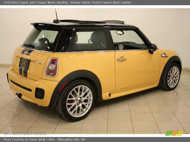 Mellow Yellow / Punch Carbon Black Leather 2009 Mini Cooper John Cooper Works Hardtop